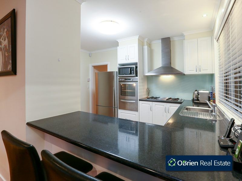 18 Royston Avenue, Berwick VIC 3806