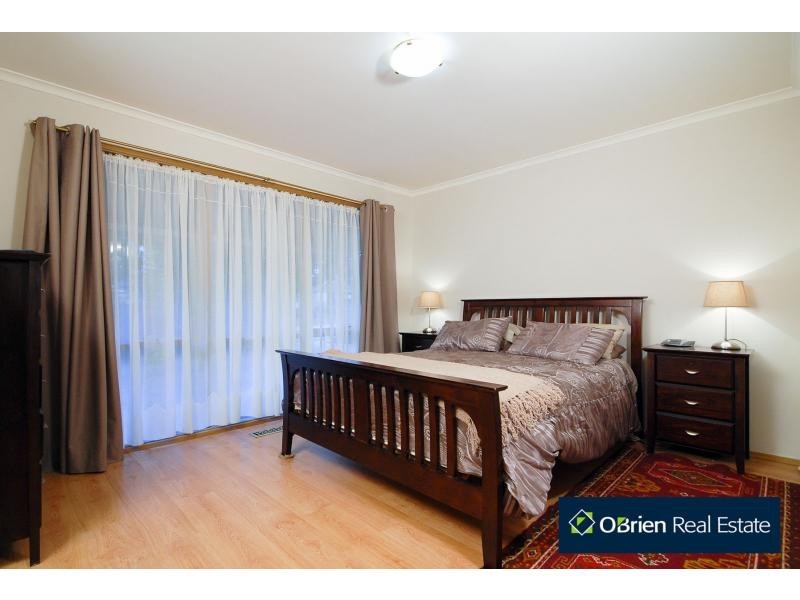 66 Murdoch Avenue, Narre Warren VIC 3805