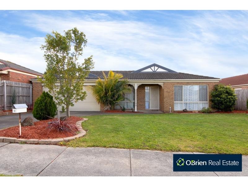 12 Highland Crescent, Narre Warren South VIC 3805