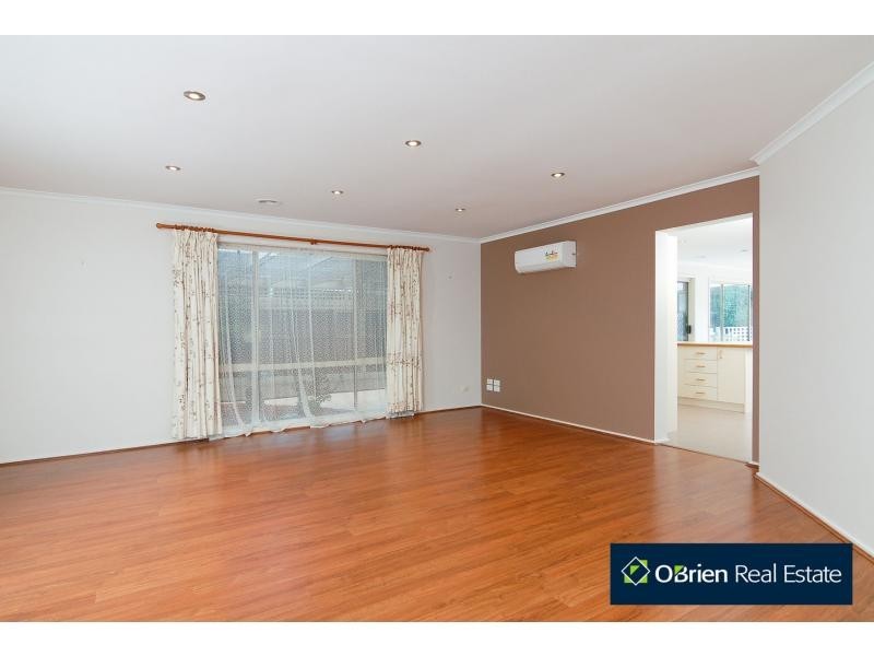 12 Highland Crescent, Narre Warren South VIC 3805