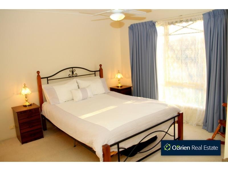 4 Greythorne Court, Narre Warren VIC 3805