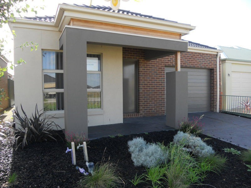 23 Park Orchard Drive, Pakenham VIC 3810