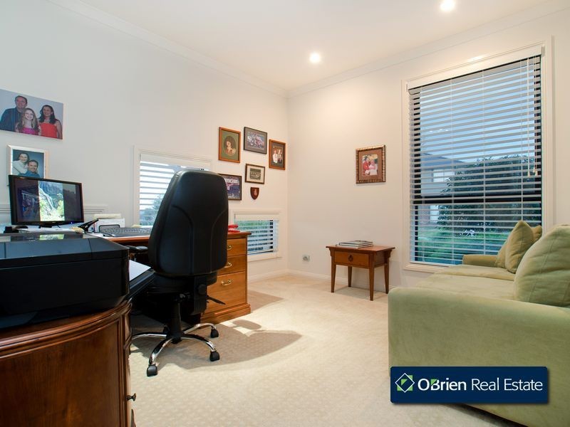 28 The Esplanade, Narre Warren South VIC 3805