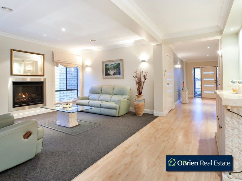 10 Parish Court, Narre Warren South VIC 3805