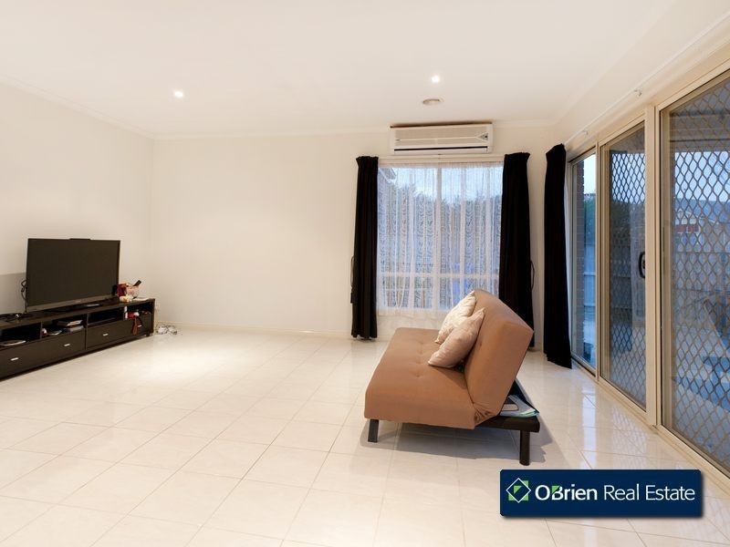 13 Vaucluse Street, Berwick VIC 3806