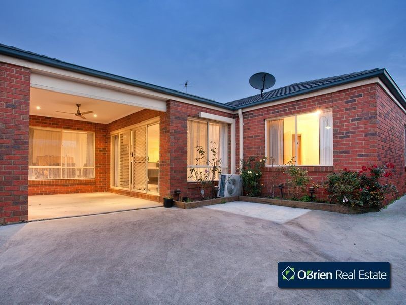 13 Vaucluse Street, Berwick VIC 3806