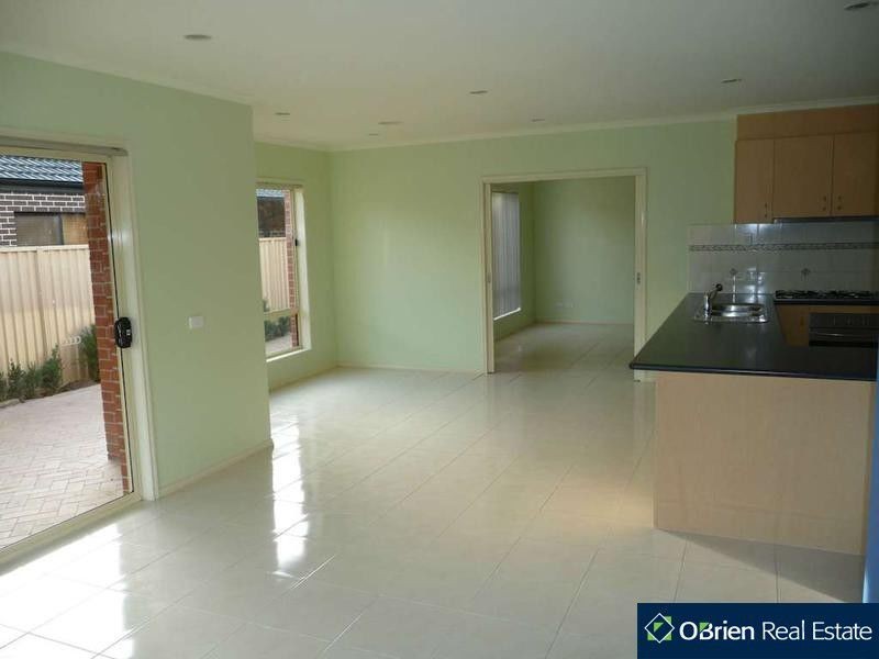 21 Montpelier Drive, Berwick VIC 3806