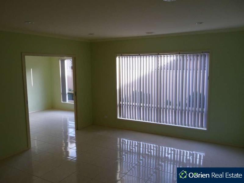 21 Montpelier Drive, Berwick VIC 3806