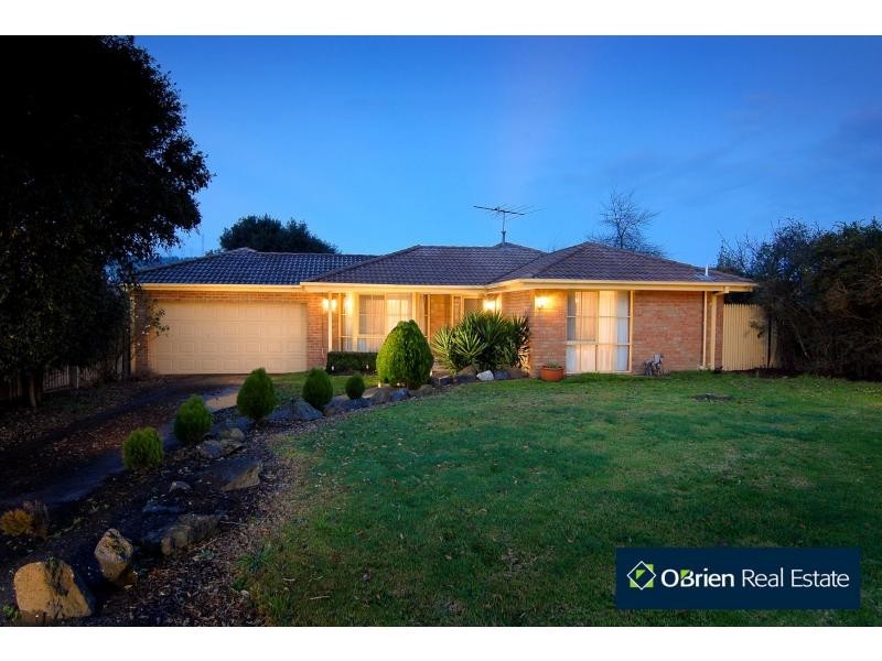 44 Amber Crescent, Narre Warren VIC 3805