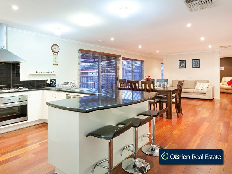 19 Napier Way, Narre Warren South VIC 3805