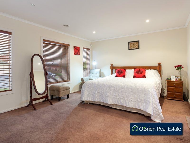 19 Napier Way, Narre Warren South VIC 3805