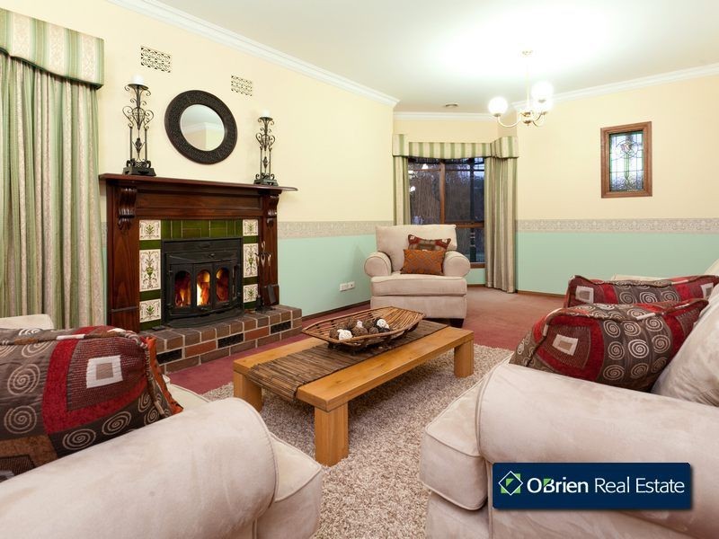 17 Royston Avenue, Berwick VIC 3806