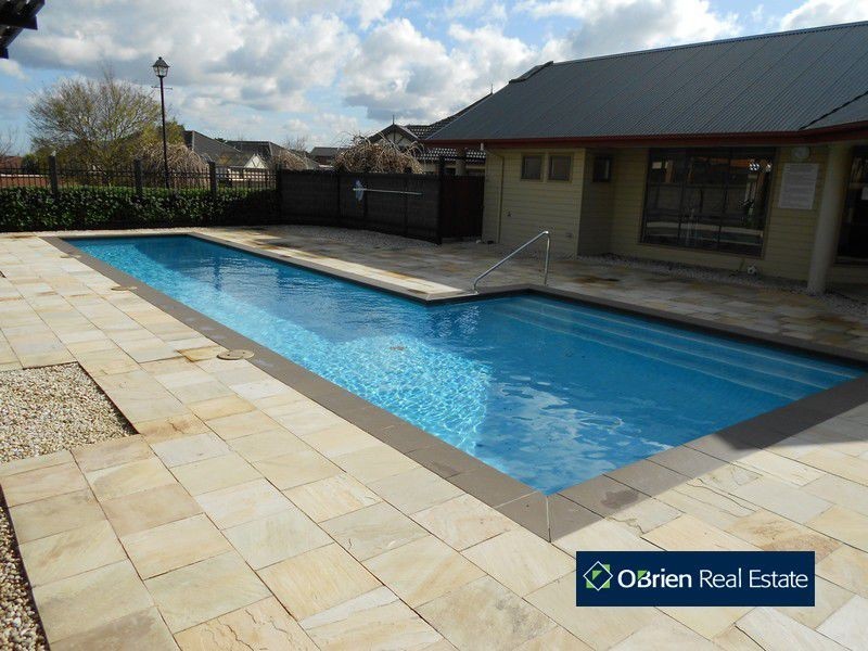 Unit 24/18-26 Marlesford Crescent, Berwick VIC 3806