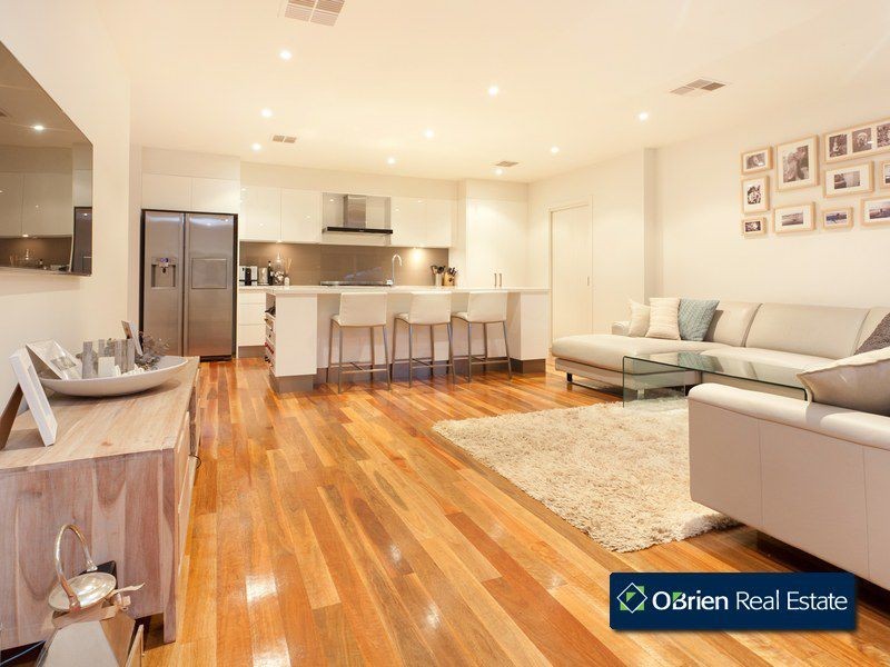 20 Hazeldene Court, Berwick VIC 3806