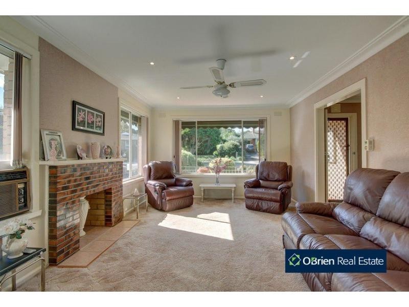 22 Evan Street, Berwick VIC 3806
