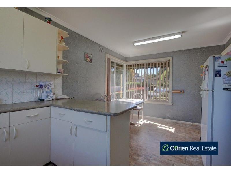 22 Evan Street, Berwick VIC 3806