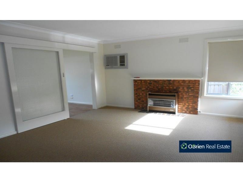 20 Evan Street, Berwick VIC 3806