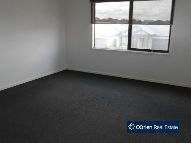 7 Lindeman Street, Berwick VIC 3806