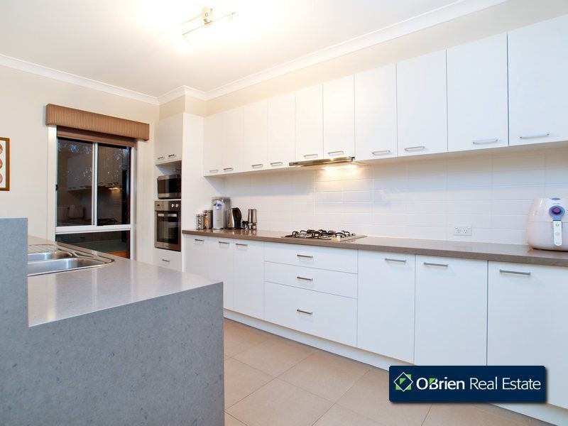 53 Premier Drive, Berwick VIC 3806