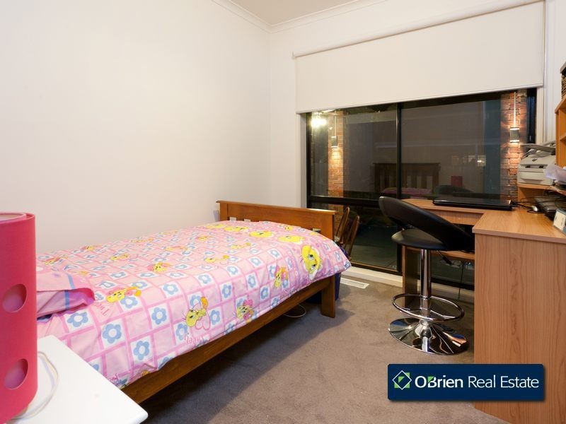19 Coowarra Way, Berwick VIC 3806