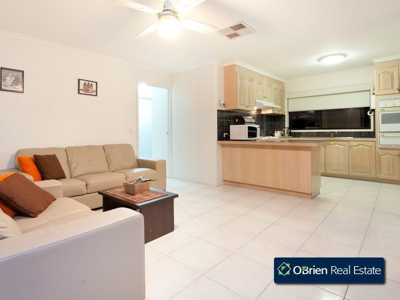 19 Coowarra Way, Berwick VIC 3806