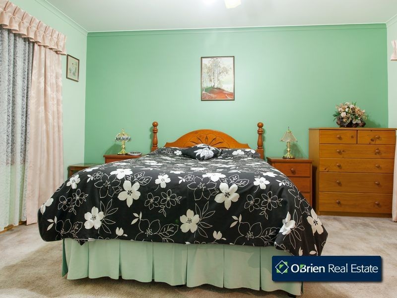 6 Lambert Court, Endeavour Hills VIC 3802