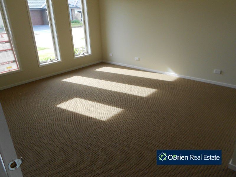 20 Audley Street, Pakenham VIC 3810