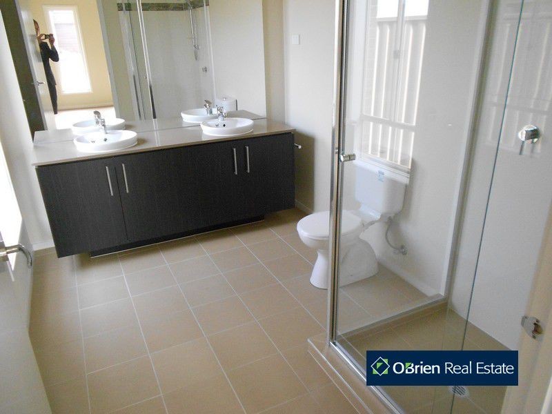 20 Audley Street, Pakenham VIC 3810