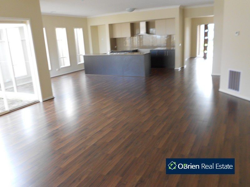 20 Audley Street, Pakenham VIC 3810