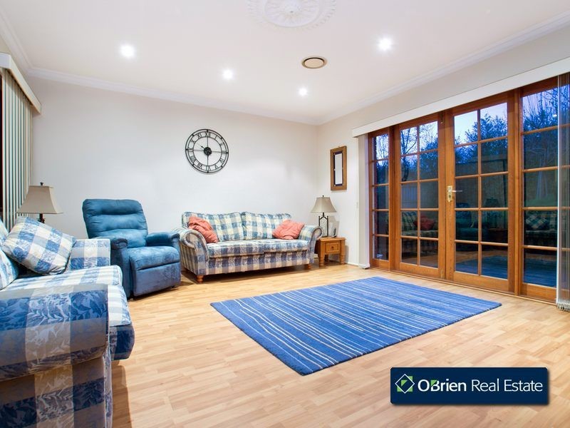 5 Stringybark Court, Berwick VIC 3806