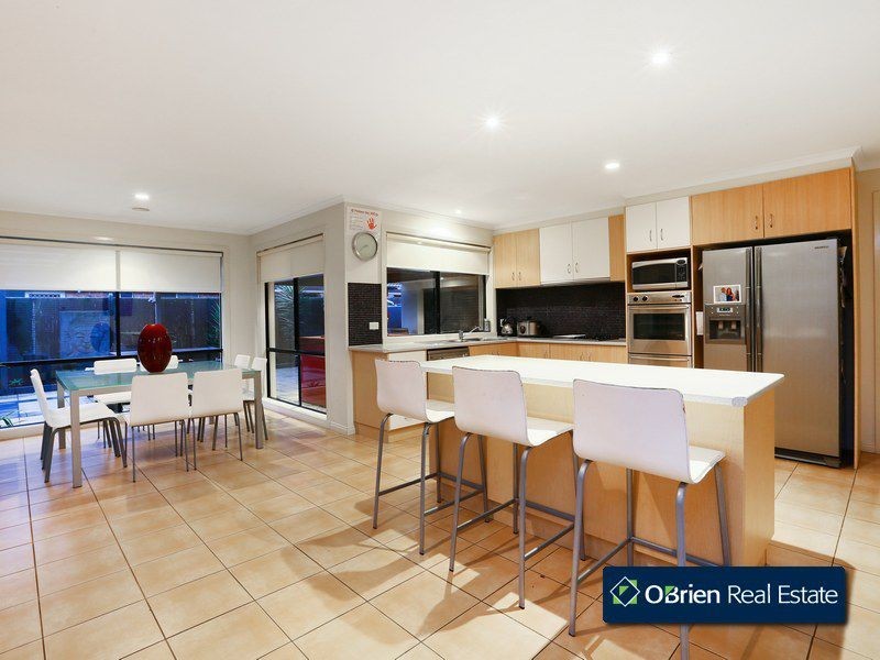 19 Mallard Street, Berwick VIC 3806