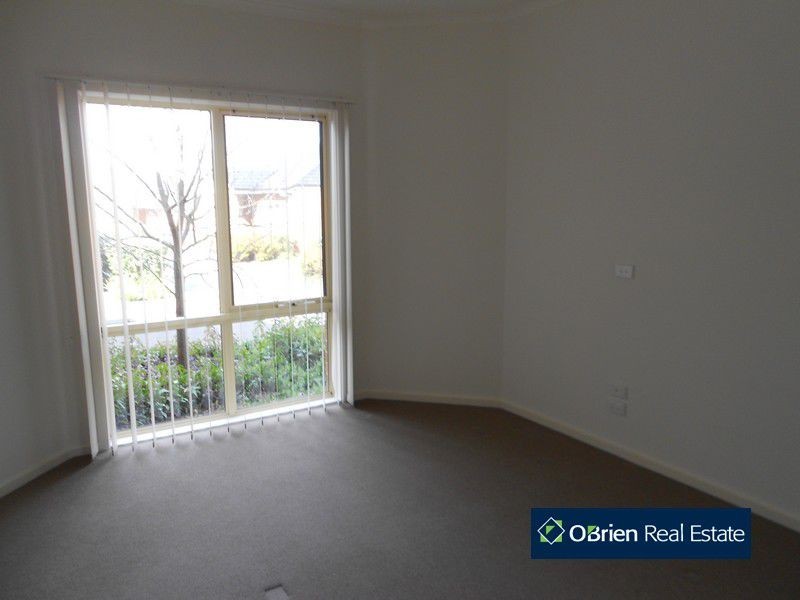 Unit 5/23-25 Main Street, Narre Warren North VIC 3804