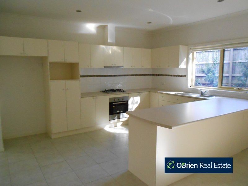 Unit 5/23-25 Main Street, Narre Warren North VIC 3804