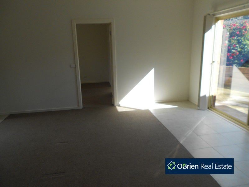 Unit 5/23-25 Main Street, Narre Warren North VIC 3804