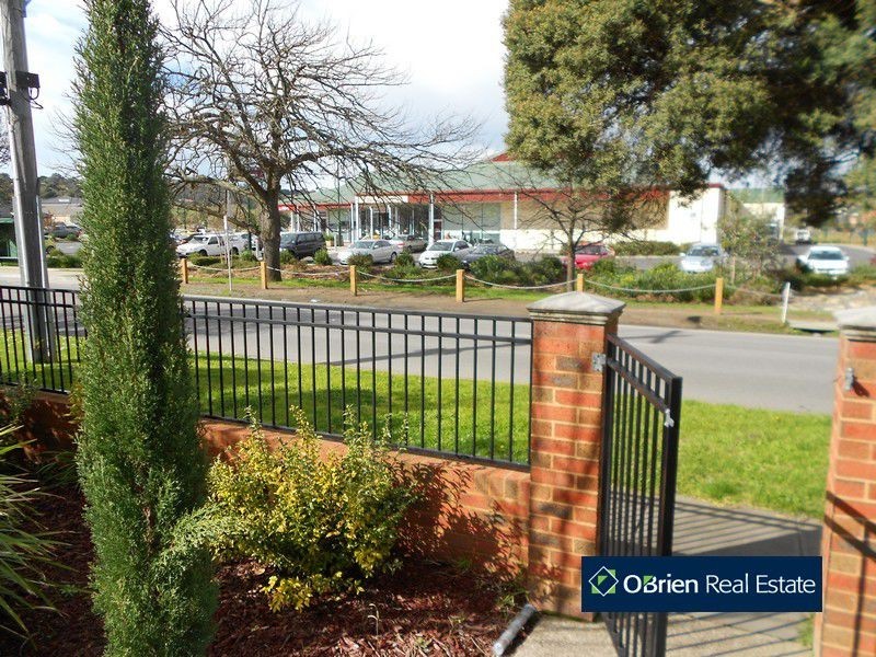 Unit 8/23-25 Main Street, Narre Warren North VIC 3804