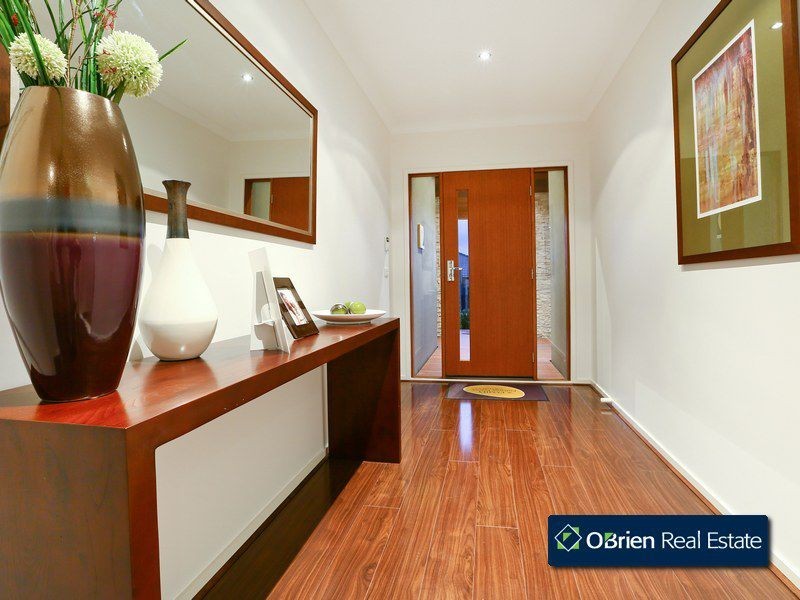 3 Villella Drive, Pakenham VIC 3810