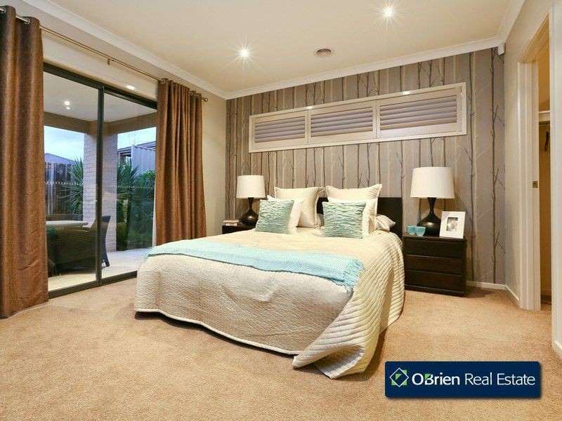 5 Villella Drive, Pakenham VIC 3810