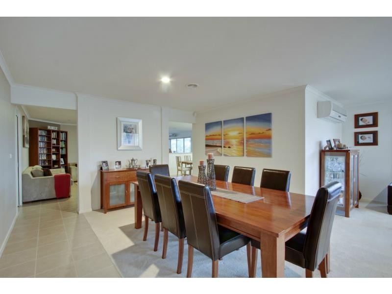 10 Sherbrooke Court, Narre Warren South VIC 3805