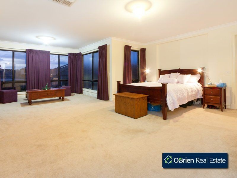 84 Grices Road, Berwick VIC 3806