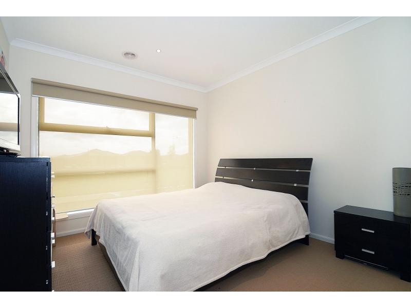 3 Kikuya Way, Cranbourne North VIC 3977