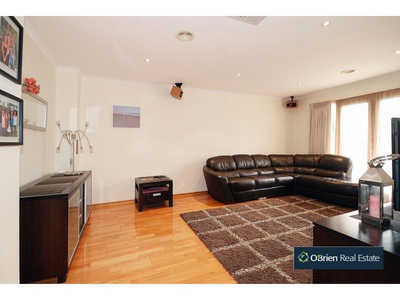 6 Grandview Terrace, Narre Warren South VIC 3805