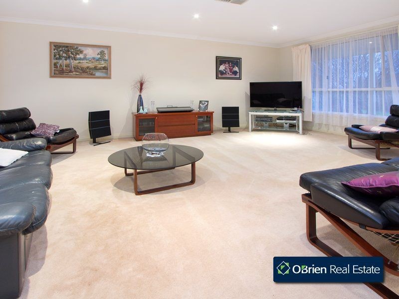 3 Hillrise Close, Narre Warren South VIC 3805