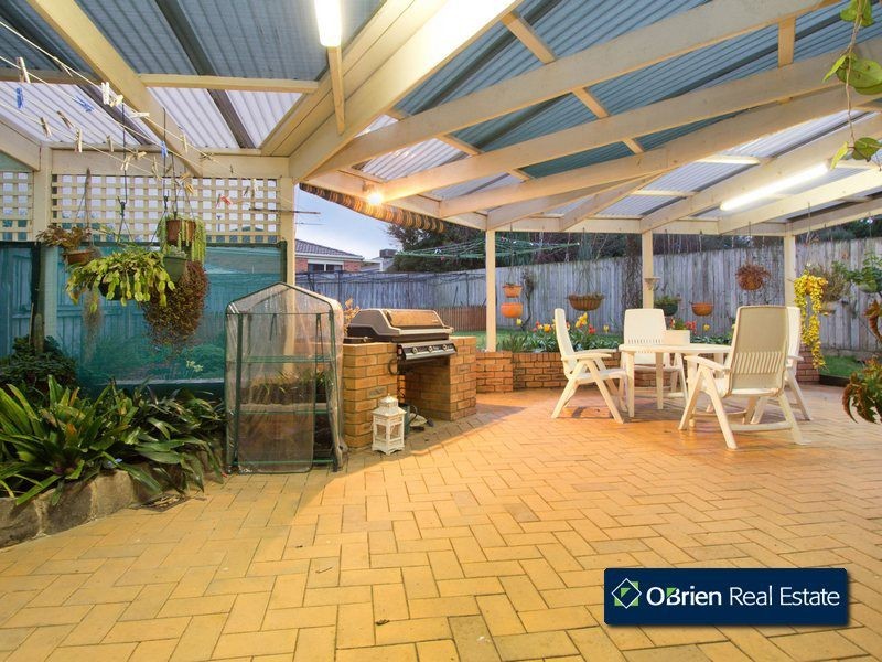 3 Hillrise Close, Narre Warren South VIC 3805