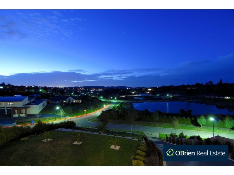 6 The Lough Court, Narre Warren North VIC 3804