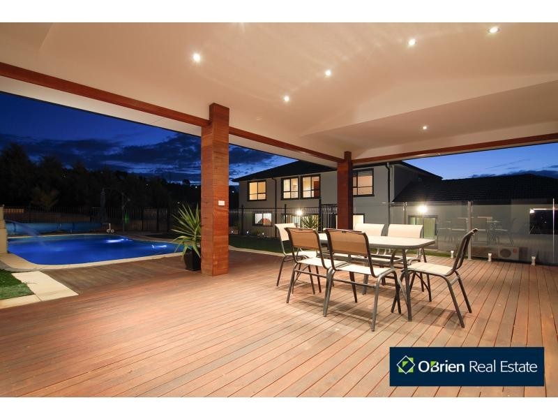 6 The Lough Court, Narre Warren North VIC 3804