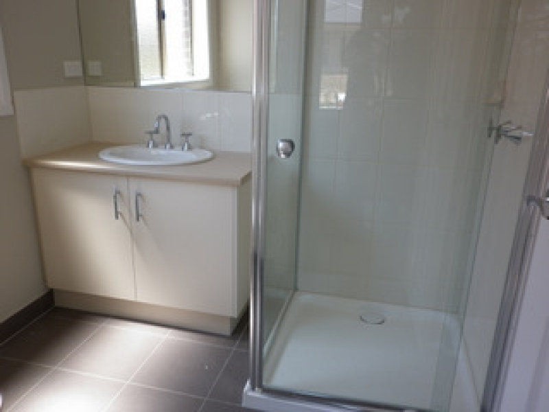 8 Cerbera Bend, Cranbourne North VIC 3977