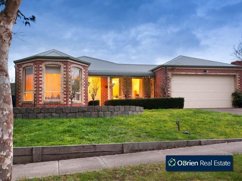 6 Dickson Mews, Berwick VIC 3806