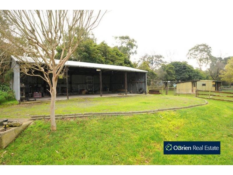 17 Scott Road, Cranbourne South VIC 3977