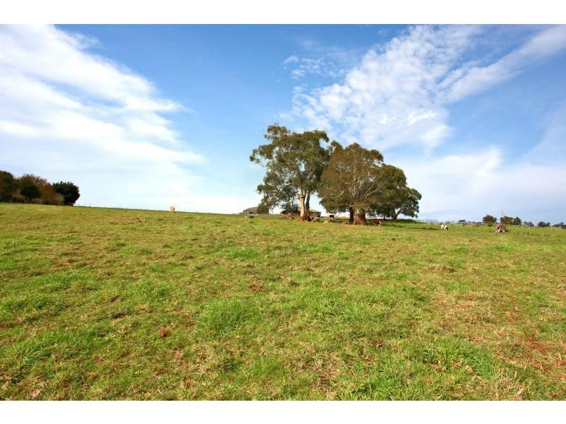 232 Army Road, Pakenham VIC 3810