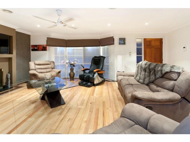 90 Prospect Hill Road, Narre Warren VIC 3805